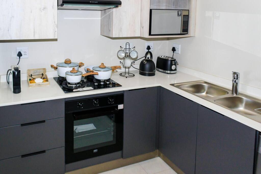Apartment Luminant Escapes - With Power Backup Midrand